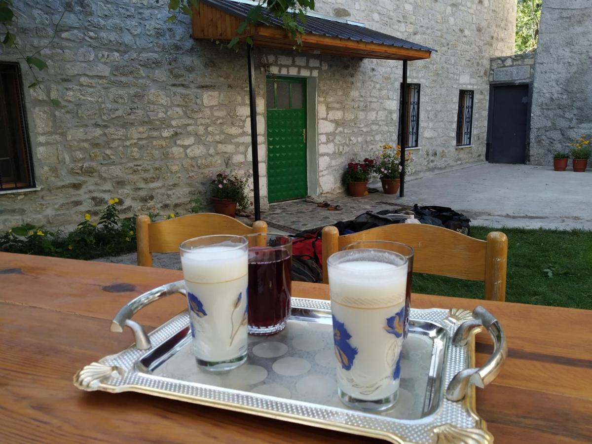 Guesthouse Shtini Fshat Exterior photo